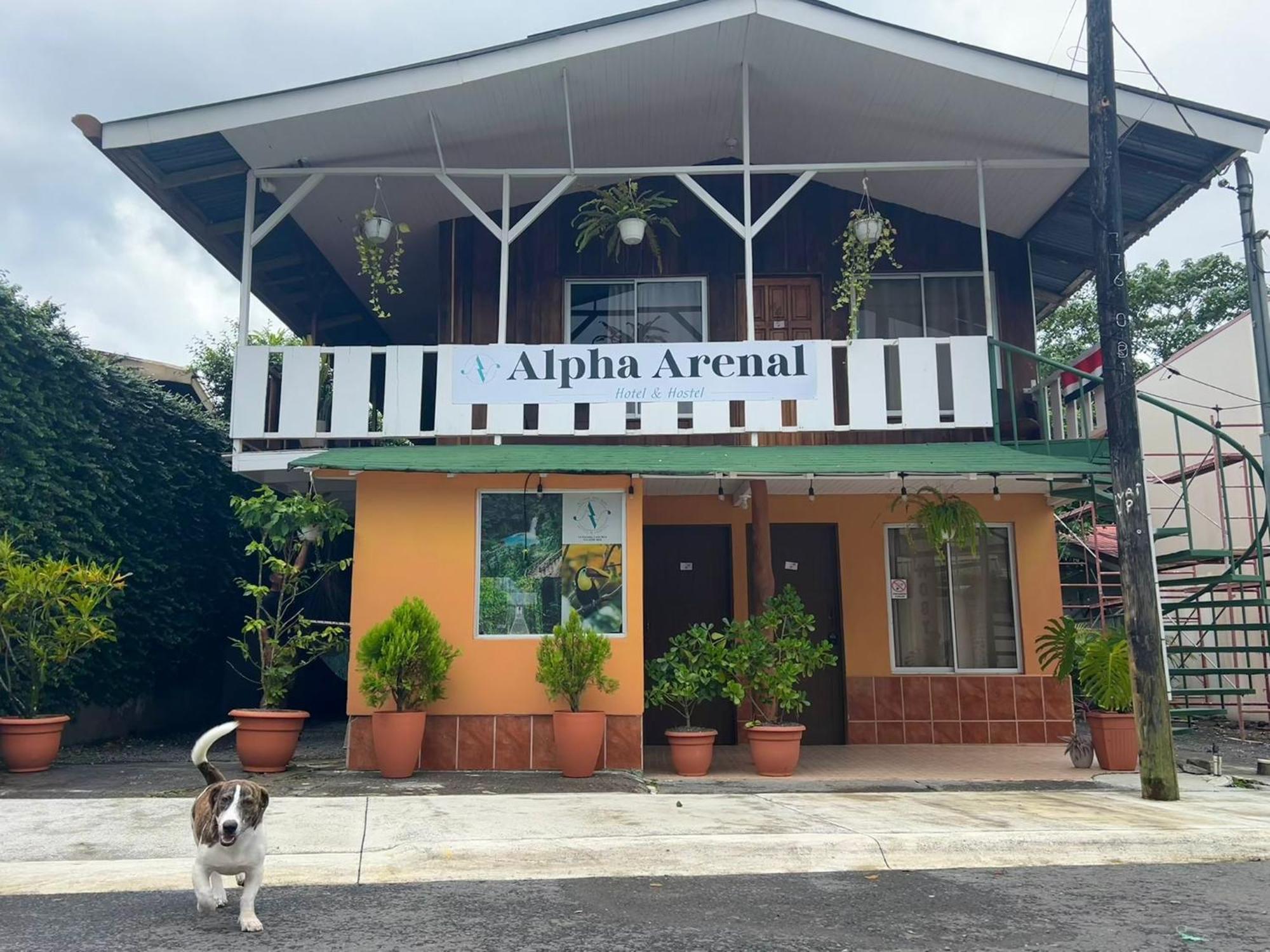 A Pousada Alpha Arenal La Fortuna Exterior foto