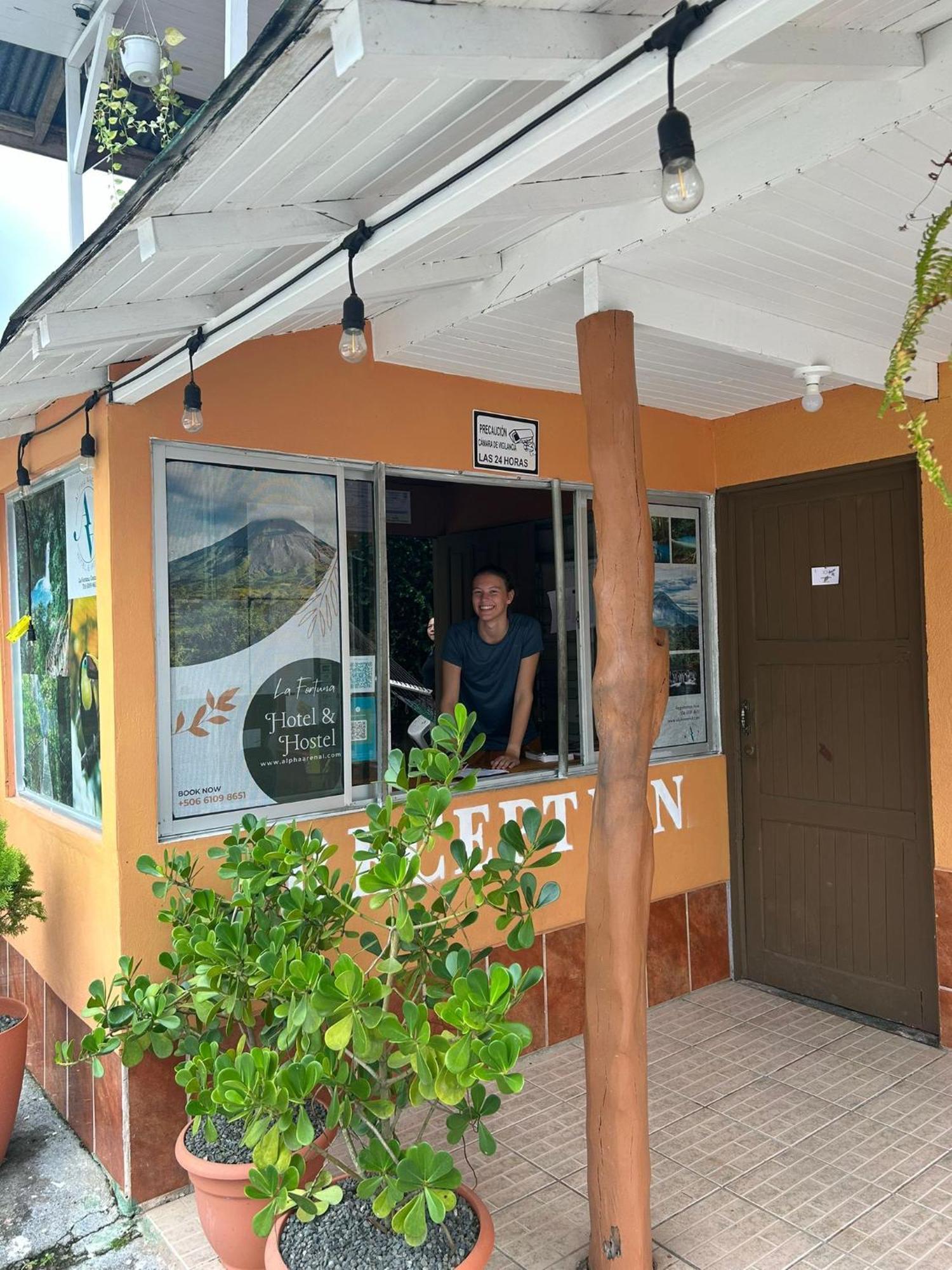 A Pousada Alpha Arenal La Fortuna Exterior foto